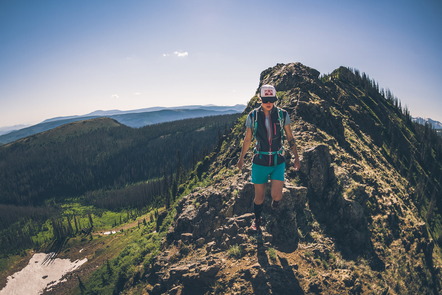 LA Times Says the Voormi Access Vest Makes Traveling Easier