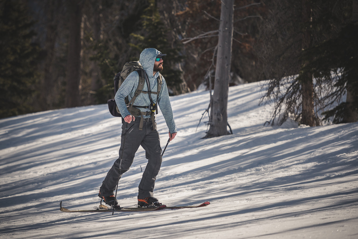 OUTSIDE MAGAZINE NAMES VOORMI'S DUSTIN ENGLISH AS SKI INDUSTRY ICON